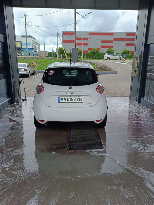 Продається Renault Zoe 40 кіловат.