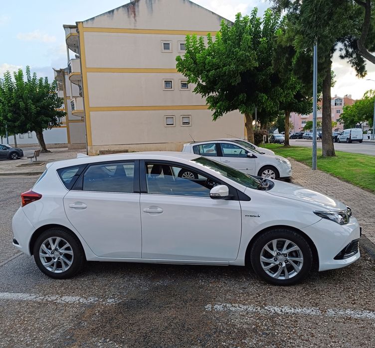 Toyota Auris Híbrido