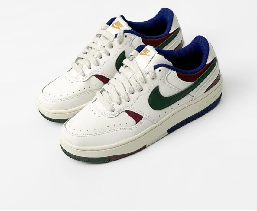 Кросівки NIKE розмір 39