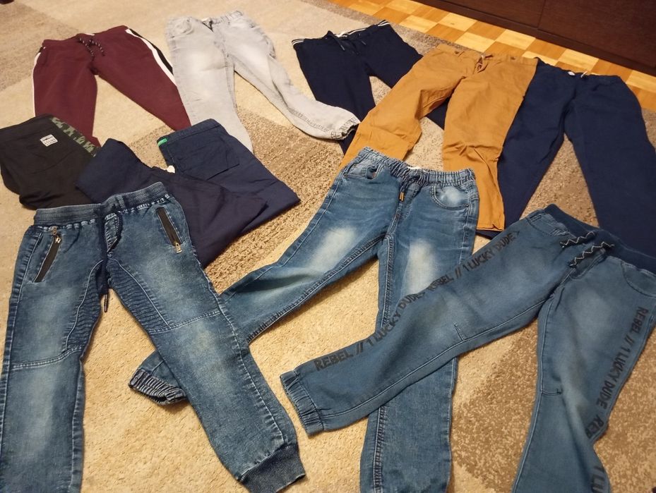 Zestaw ubrań dla chłopca rozm.140