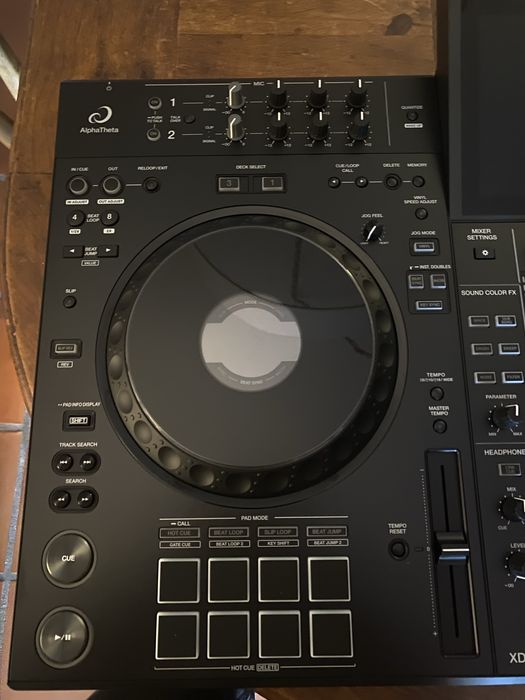 AlphaTheta XDJ-AZ (NOVA)