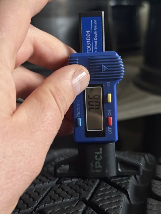 Шини зимові 275/35/21 245/40/21 Pirellii RFT зимние разноширокие