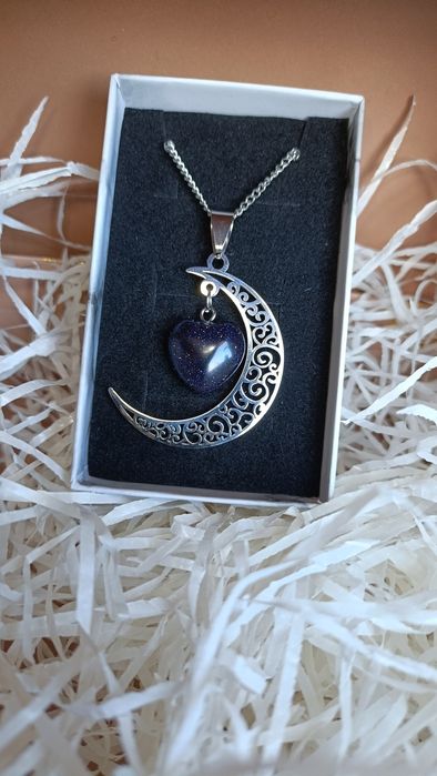 Nowy naszyjnik ze stali, srebny księzyc
