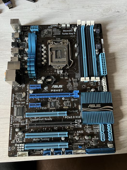 Материнская плата 1155 Asus P8H67
