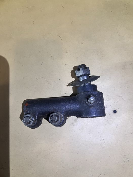 Наконечники рульової тяги ГАЗ-52