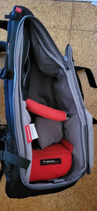 Kit Manfrotto — Mochila Advanced Travel + Tripé BeFree Advanced