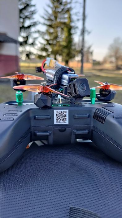 Dron Kayoumini 2.5 " HDZero plus dodatki