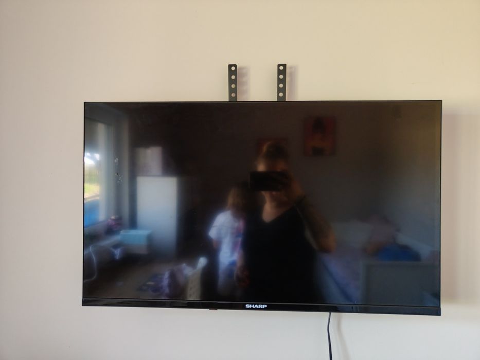 Telewizor 32" Sharp