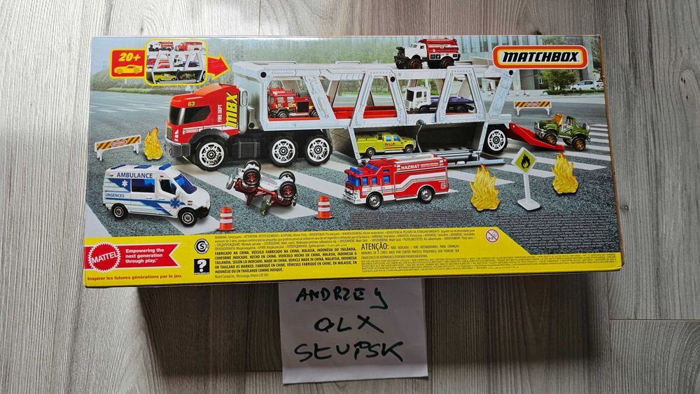 MATCHBOX  Transporter - WÓZ STRAŻACKI - Ciezarowka - GWM23 - Nowy oryginalny