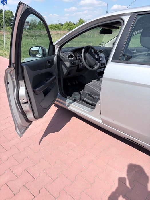 Ford Focus MK2 1.6 90KM 2008