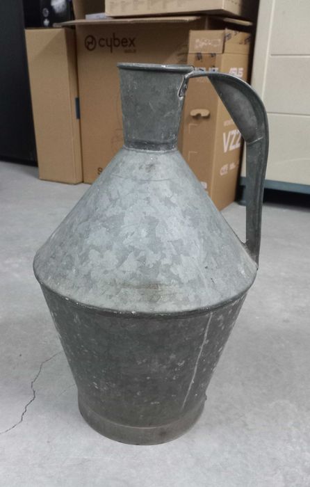 Bilha de água vintage