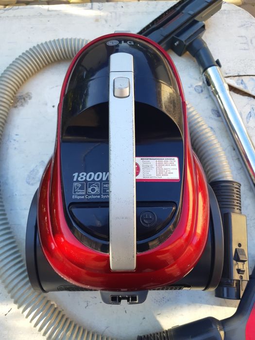 Пылесос Lg 1800 wt