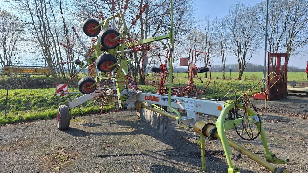 Zgrabiarka Claas Liner 1250