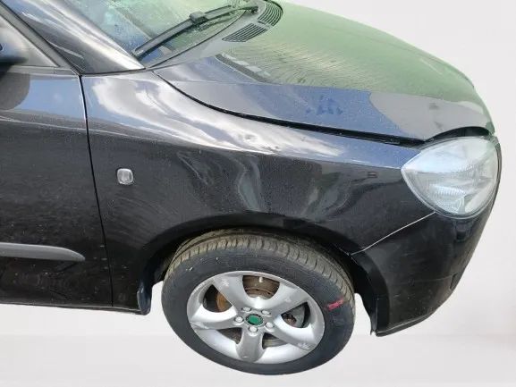Guarda-lamas direito SKODA Fabia II Break (545, 5J)