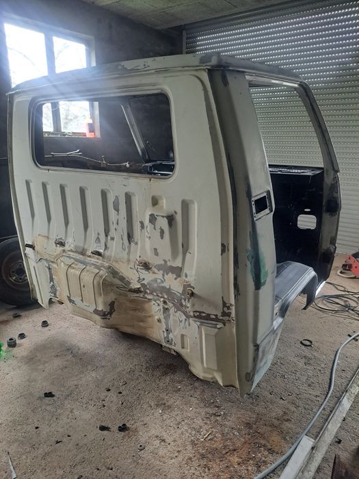 Cabine de l300 boas condiçöens e mais Material