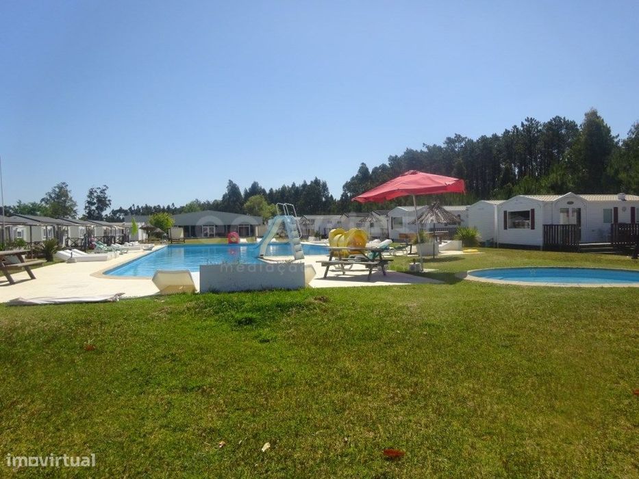 Bungalow T3 situado no Complexo Land`s Hause Bungalow`s Burinhosa P...