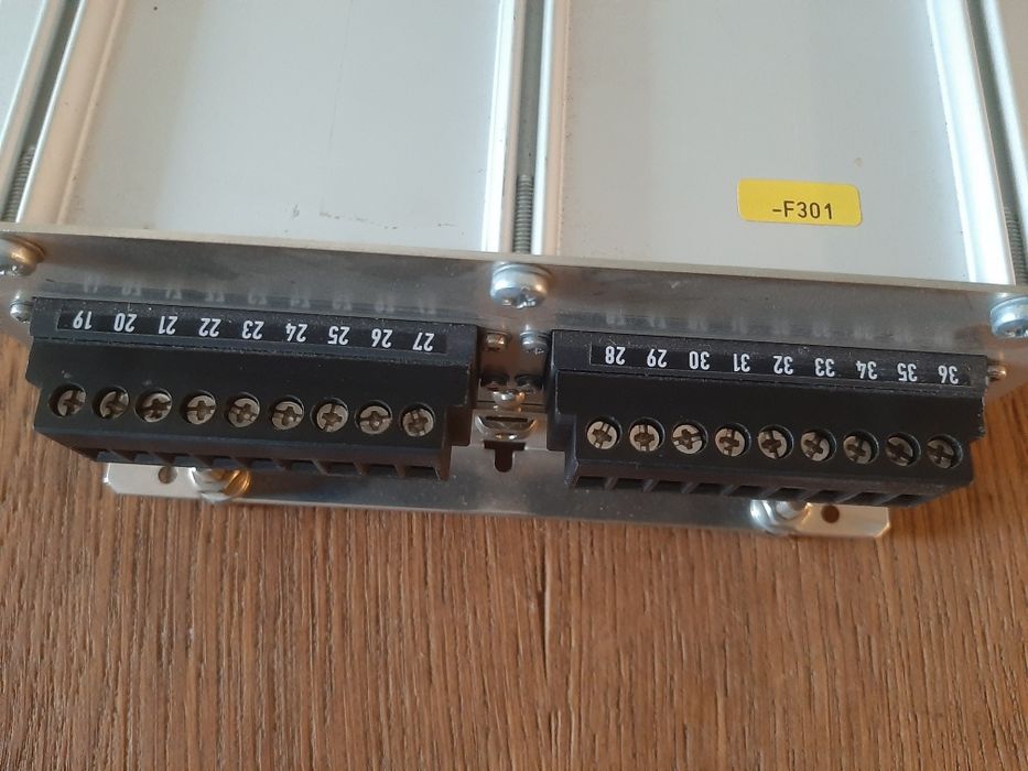 ALSTOM PS441 Cyfrowy przekaźnik nadorądowy używany