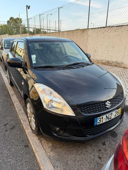 Suzuki Swift 1.3 DDiS 2013 DIESEL Preto