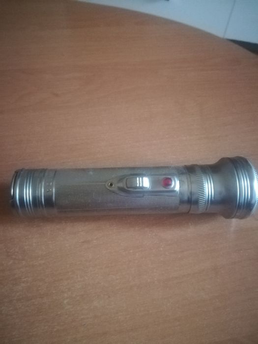 Для подсветки в темноте.