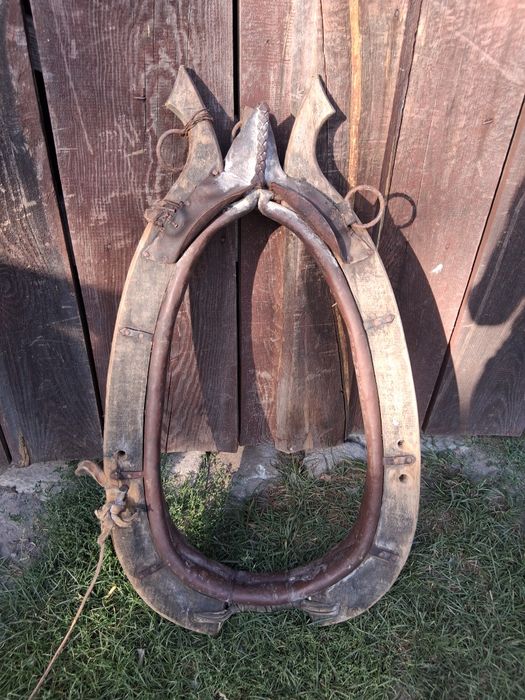 Chomąto końskie stare