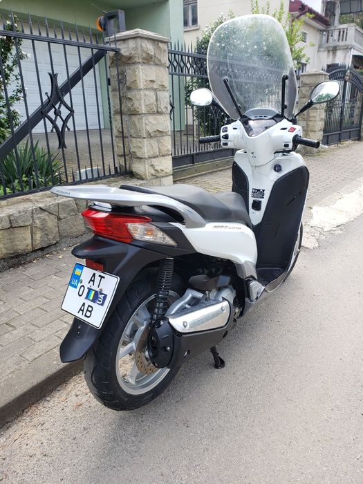 Скутер Honda SH300i