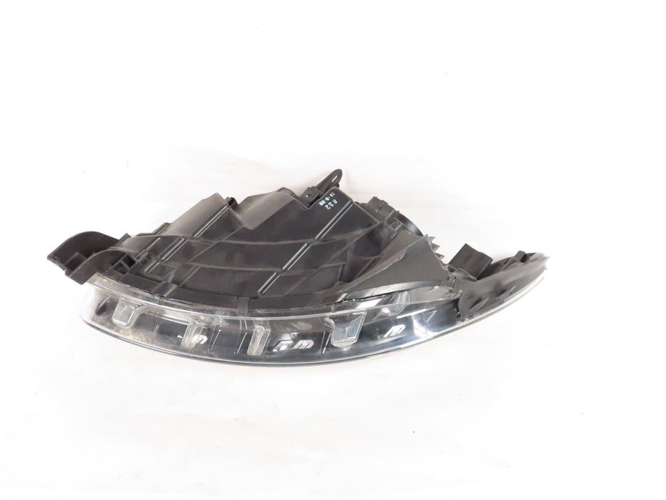 Farol Normal Renault Captur Ref: 260102734R