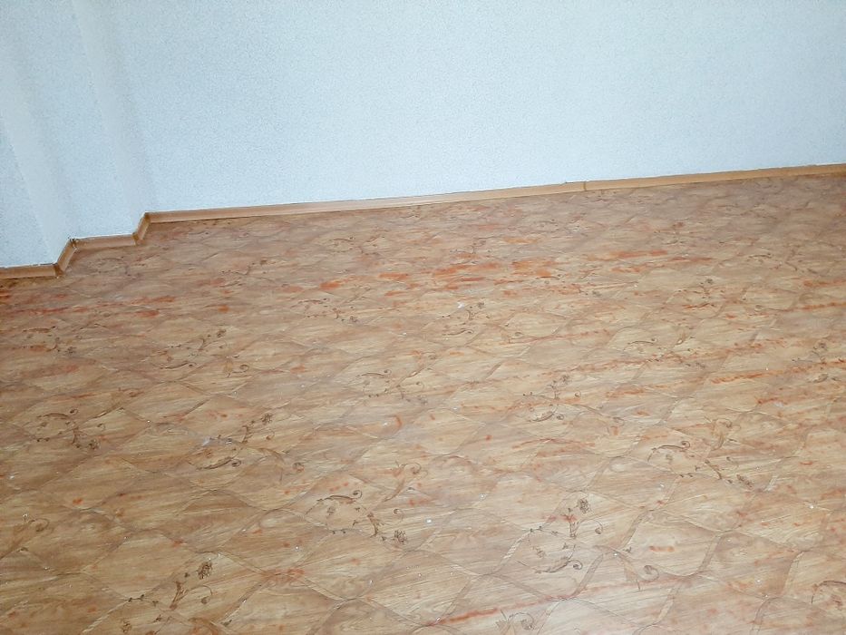 Ціна за 2 кімнати в гуртожитку, 18+7,виведені в одиницю, вільні,Сталев