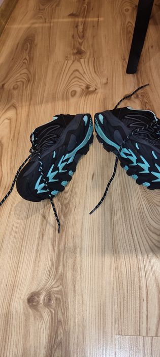 Damskie buty trekkingowe Martes