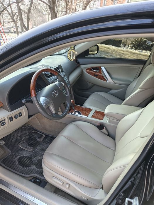 Камри 40  3.5 в гарному стані