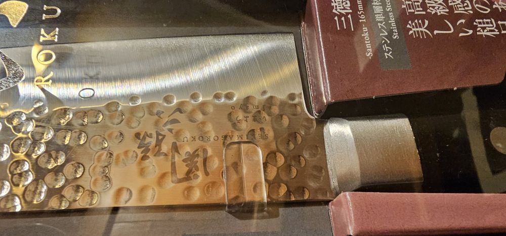 Nóż Kuchenny Japoński Seki Mago Roku Kai Kitchen Santoku