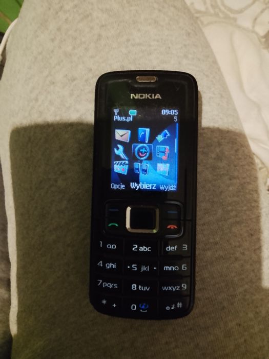 Telefony komurkowe