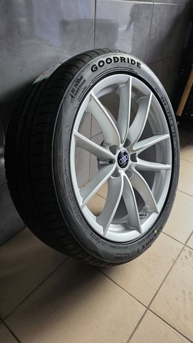 Koła zimowe 225/45R18 Audi A4 B8 B9 Audi C6 C7 C8 VW Passat montaż