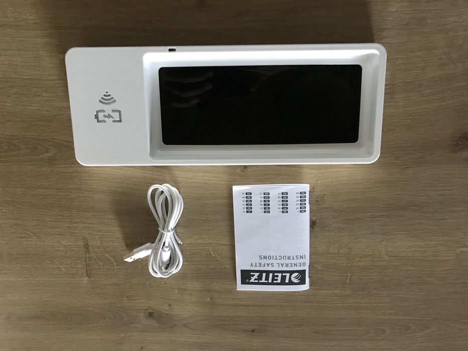 Ładowarka indukcyjna Leitz wow , organizer , piórnik