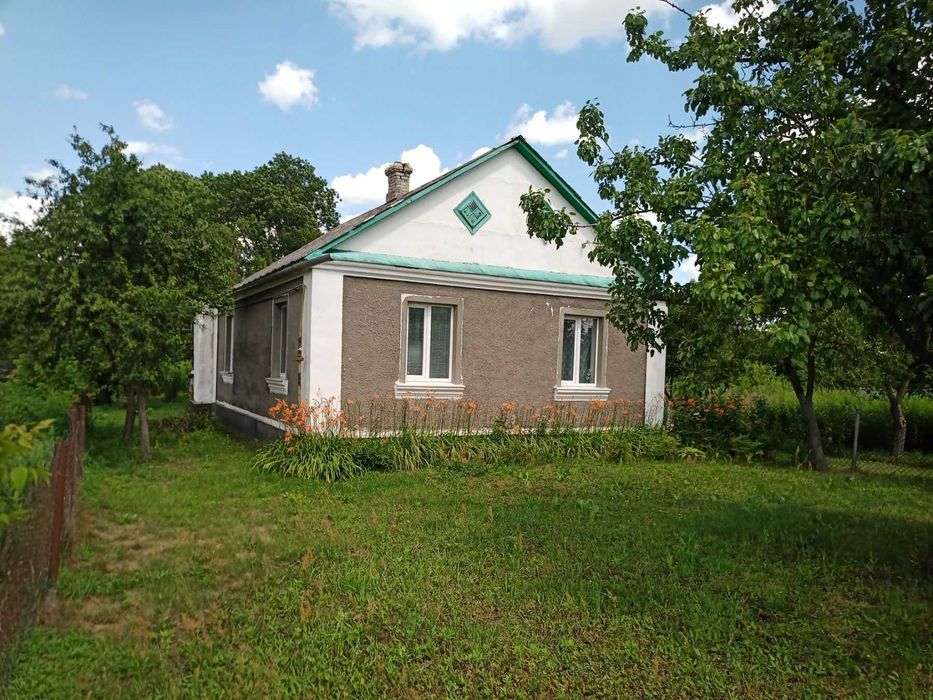 Продаж половини будинку, с. Ремель (15 км від Рівного)