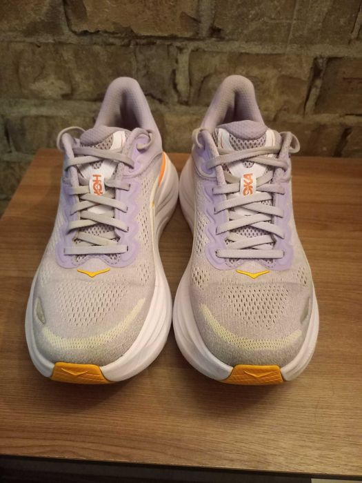 Кроссовки HOKA BONDI 9 размер 41-42  26,5 стелька унисекс.
