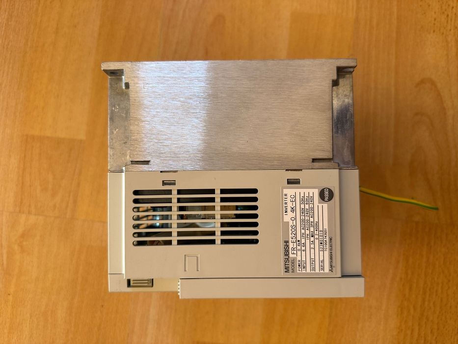 Falownik Mitsubishi FR E520S 0