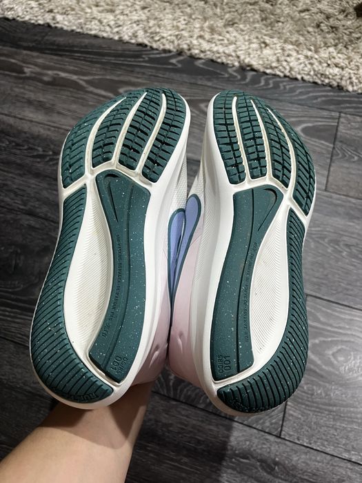 Кросівки жіночі Nike Star Runner 3