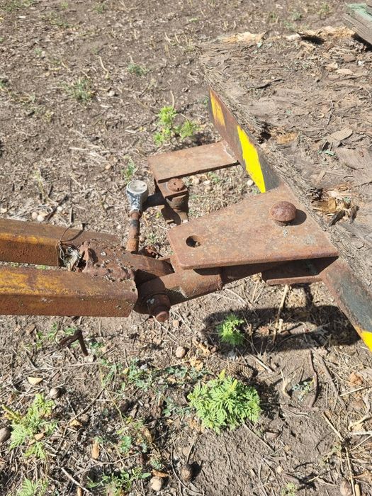 Продам недорого прицеп или сдам на металлолом