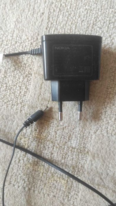 Зарядні пристрої для старих телефонів (nokia,trium,philips)