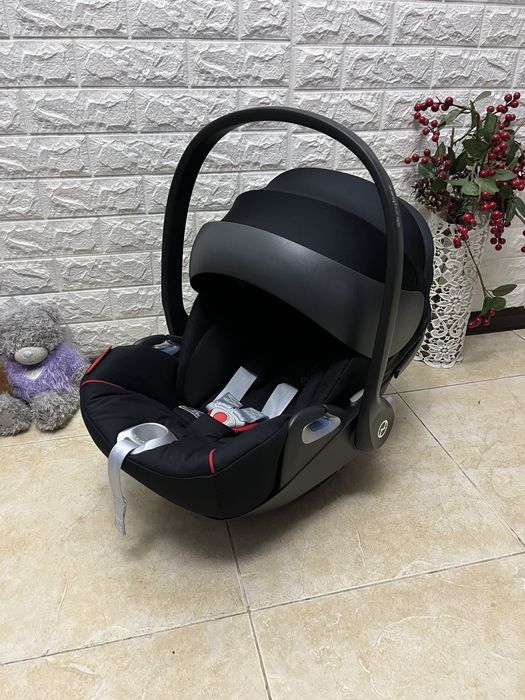 Автокрісло Cybex Cloud Z i-Size Група 0+ (0-13 кг) детское автокресло