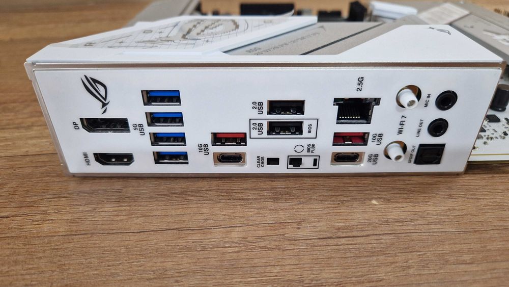 Płyta główna Asus ROG STRIX B850-A GAMING WIFI box gwarancja nr 535202