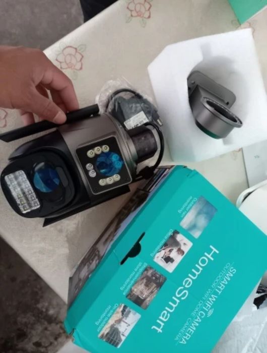 Camera VIGILÂNCIA Rotativa Wi-Fi 2 em 1! App, telemóvel ou cabo!