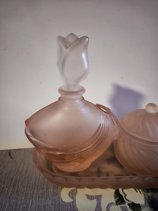 Vintage vidro acetinado rosa fosco 4 peças