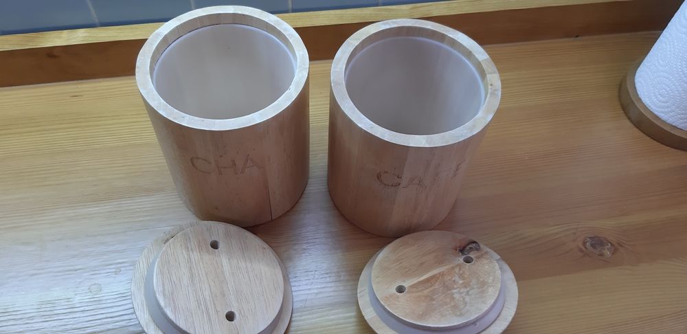 Recipientes em Madeira