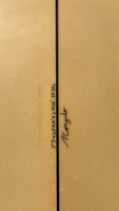 Prancha de surf 5,9 (twin fin)