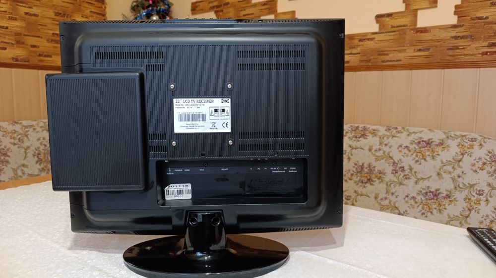 Телевізор UMC, монітор LCD, HDMI, DVD, Т-2 Тюнер Word vision T62D2