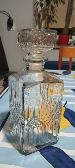 Szklana karafka 850ml