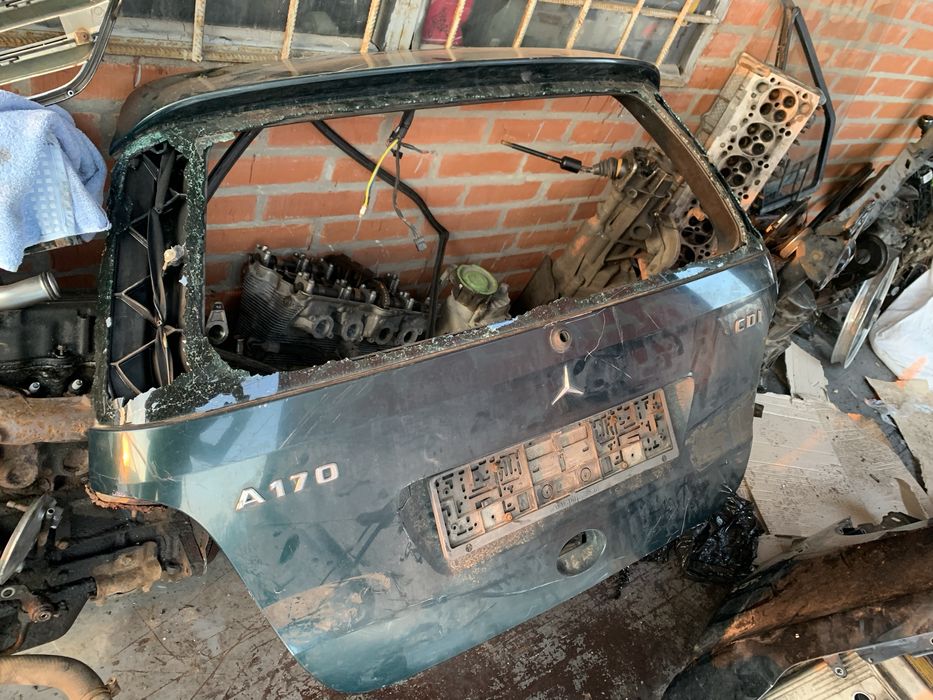 Ляда Кришка багажника Mercedes A Class (1997-2004)