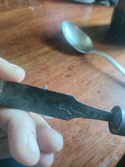 Різці по дереві з клеймами