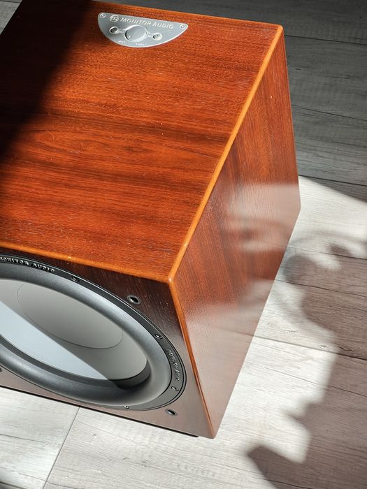 Subwoofer Monitor Audio Silver RSW-12 500W RMS Orzech (Walnut)